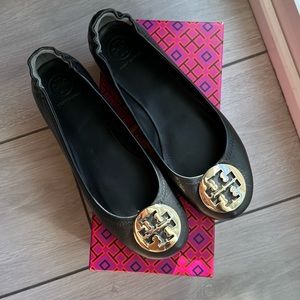 Tory Burch Women's Minnie Travel Ballet Flats - Black / Gold Size 8